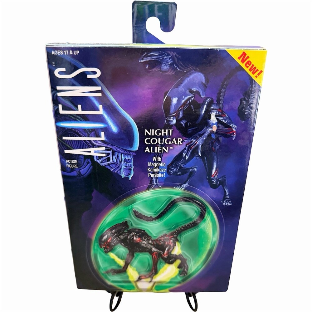 NECA Aliens Night Cougar Alien Action Figure w/ Magnetic Kamikaze Parasite